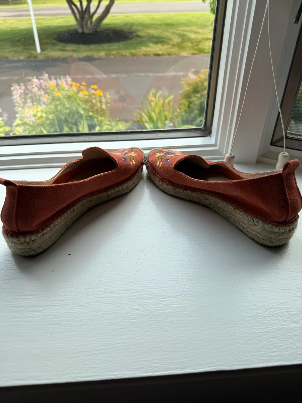 Light Red Floral Embroidered Slip-On Espadrilles